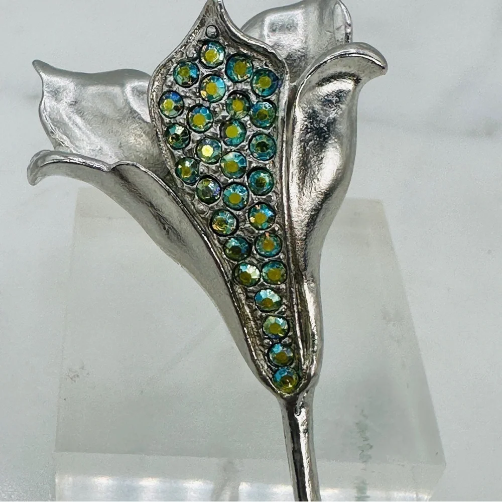 Vintage Cala Lilly Brooch Pin Blue Green AB Rhinestone Petals Yellow Gem Leaves